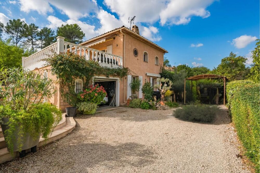 Vente Maison Maison de 6 pièces de 189 m² à Peymeinade Peymeinade