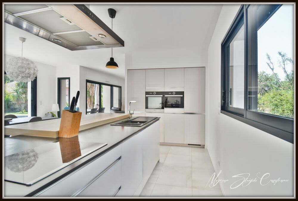 Vente Maison Maison d'architecte à vendre 6 pièces  (40) de 168 m² avec appartement indépendant Soustons