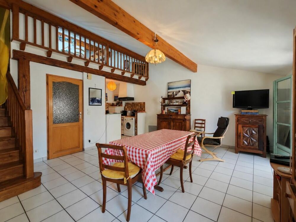 Vente Immeuble Immeuble de rapport avec T2 loué, T4 libre et garage à Pavie. Idéal investisseur Pavie