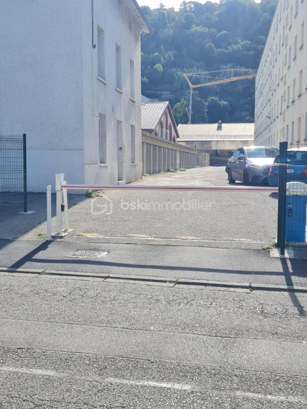 Vente Parking/Garage ? À VENDRE – BOX FERMÉ À VIENNE Vienne