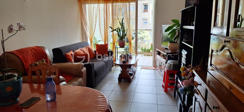Appartement T2  Résidence seniors Les Sénioriales  Libre 