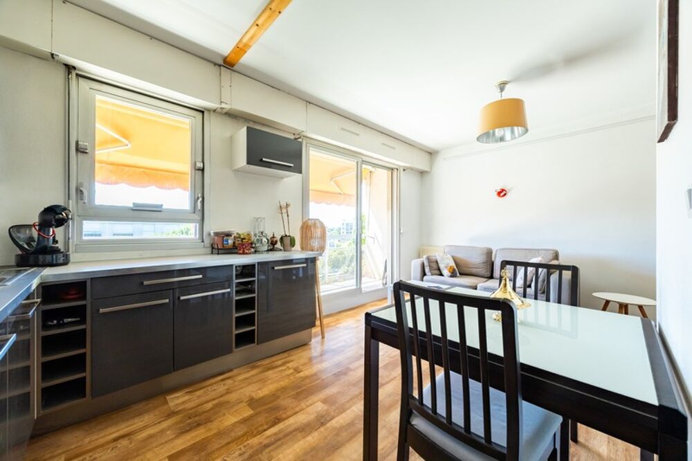 Vente Appartement T1 bis meublé, dernier étage avec balcon et vue sur parc – Bordeaux Tivoli Bordeaux