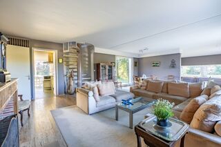  Villa � vendre 9 pi�ces 320 m�