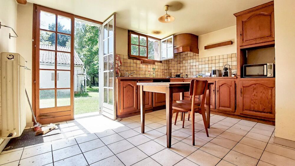 Maison individuelle 7 pièce(s) 176 m2 + dépendances
