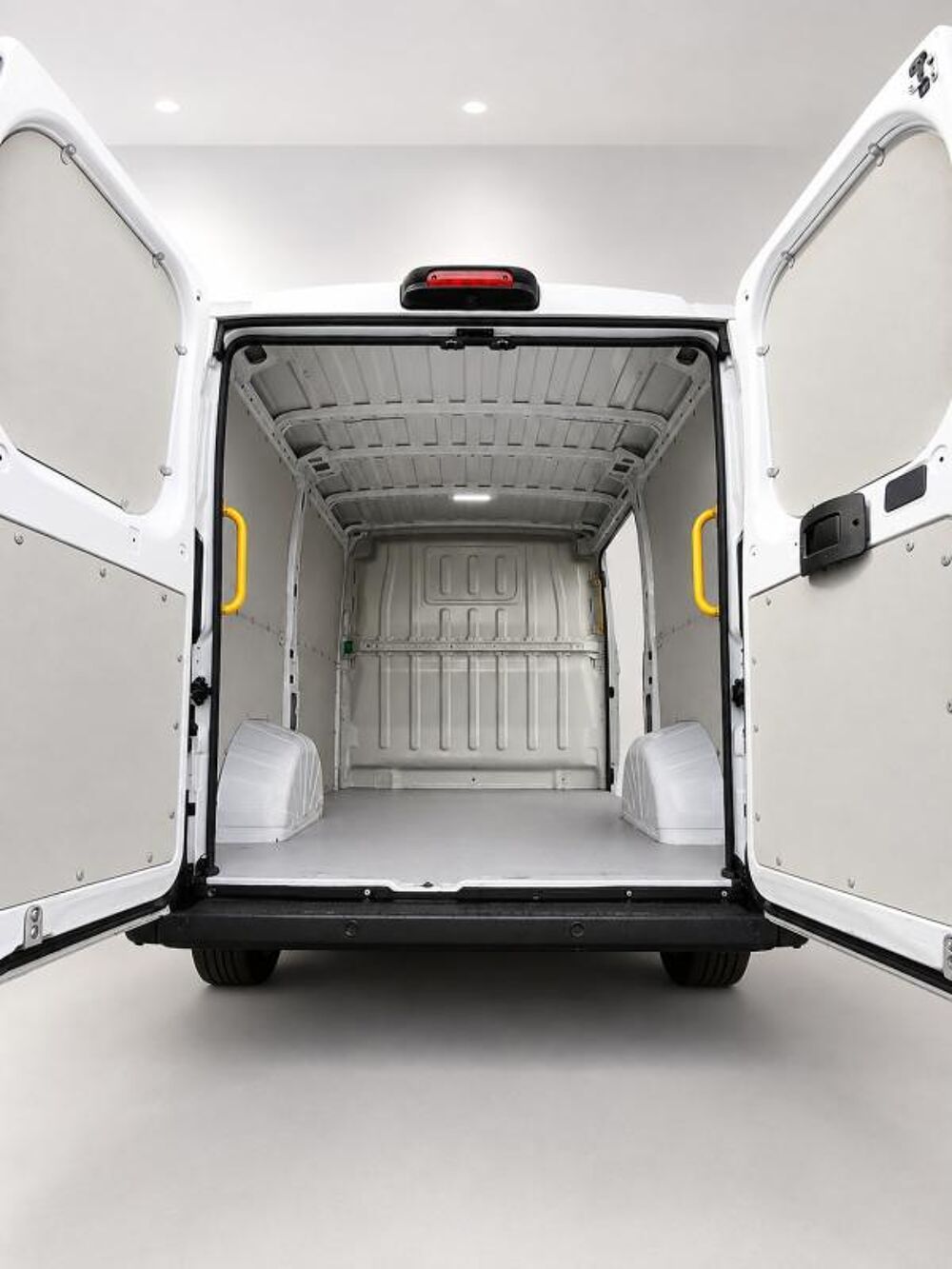 Jumper 1&deg; Main / 2.2L B HDI 120cv Pack DRIVER L1H1 CLIM/REGUL/LIMIT 2022 occasion 60430 Abbecourt