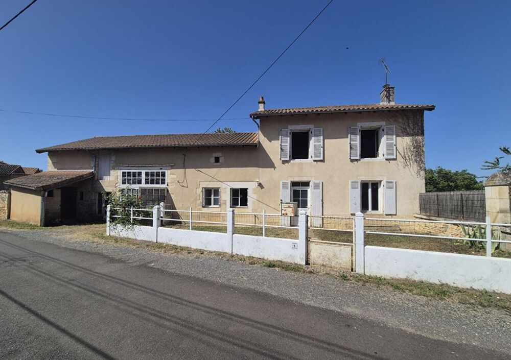 Vente Maison Maison de 92 m 2  à Blanzay, 3 chambres , garage, jardin, atelier Blanzay