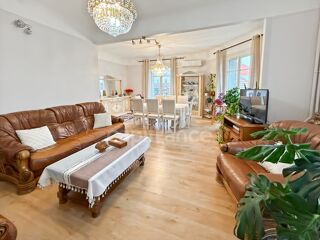  Appartement � vendre 6 pi�ces 143 m�