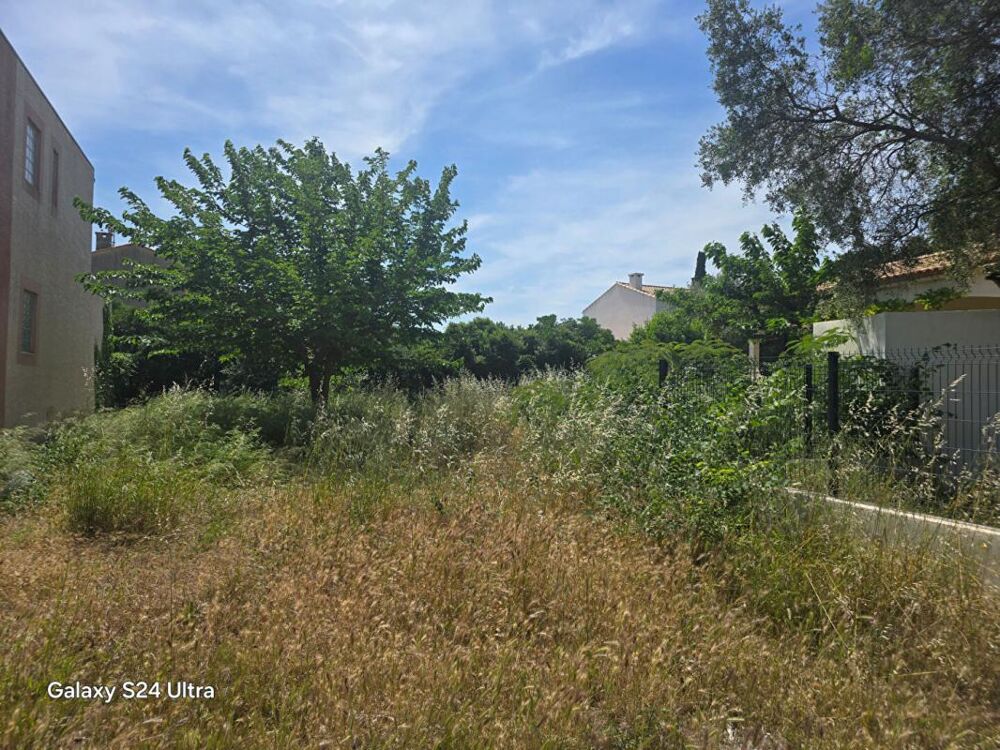 Vente Terrain TERRAIN A BÂTIR, VIABILISE & LIBRE DE CONSTRUCTION de 305 m² Frontignan