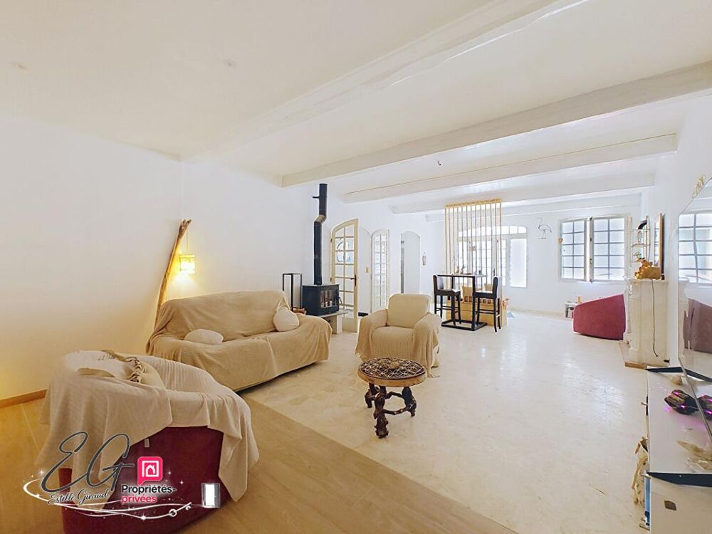 Maison 7 pièces 177 m² · à La Liviniere · 177 m² · 205 000 €