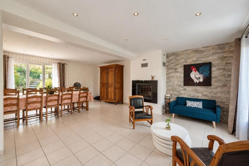 à vendre  Propriété/château Luzarches (95270)