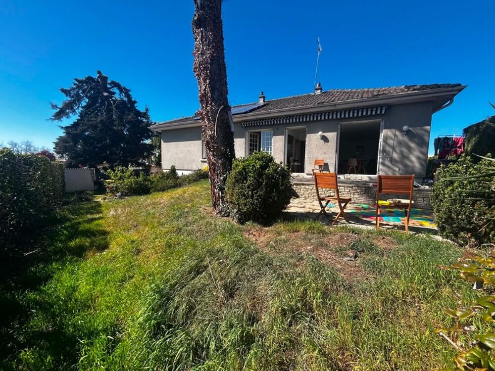 MAISON 158 M², TERRASSE EXPOSEE SUD, TERRAIN CLOS DE 593 M², 4 CHAMBRES, GARAGE, CAVE, POMPE A CHALEUR, PANNEAUX SOLAIRES, CHARP