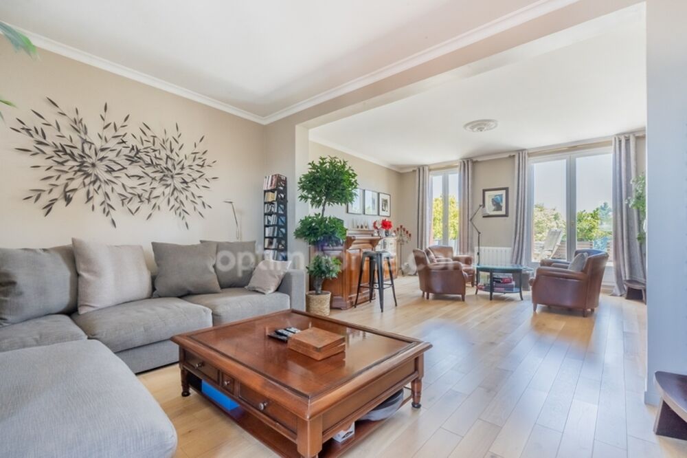 Appartement à vendre 5 pièces LES PAVILLONS SOUS BOIS (93)