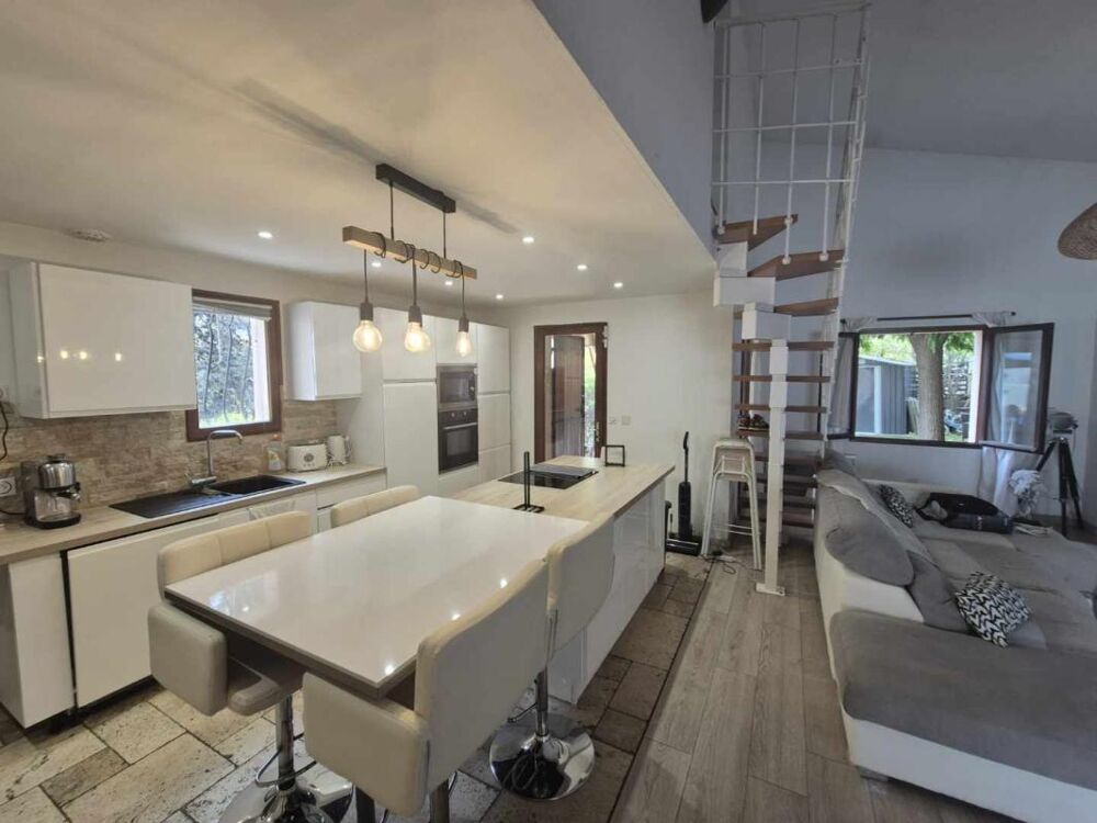 Maison 6 pièce(s) 133.69 m2 à Plan-de-Cuques