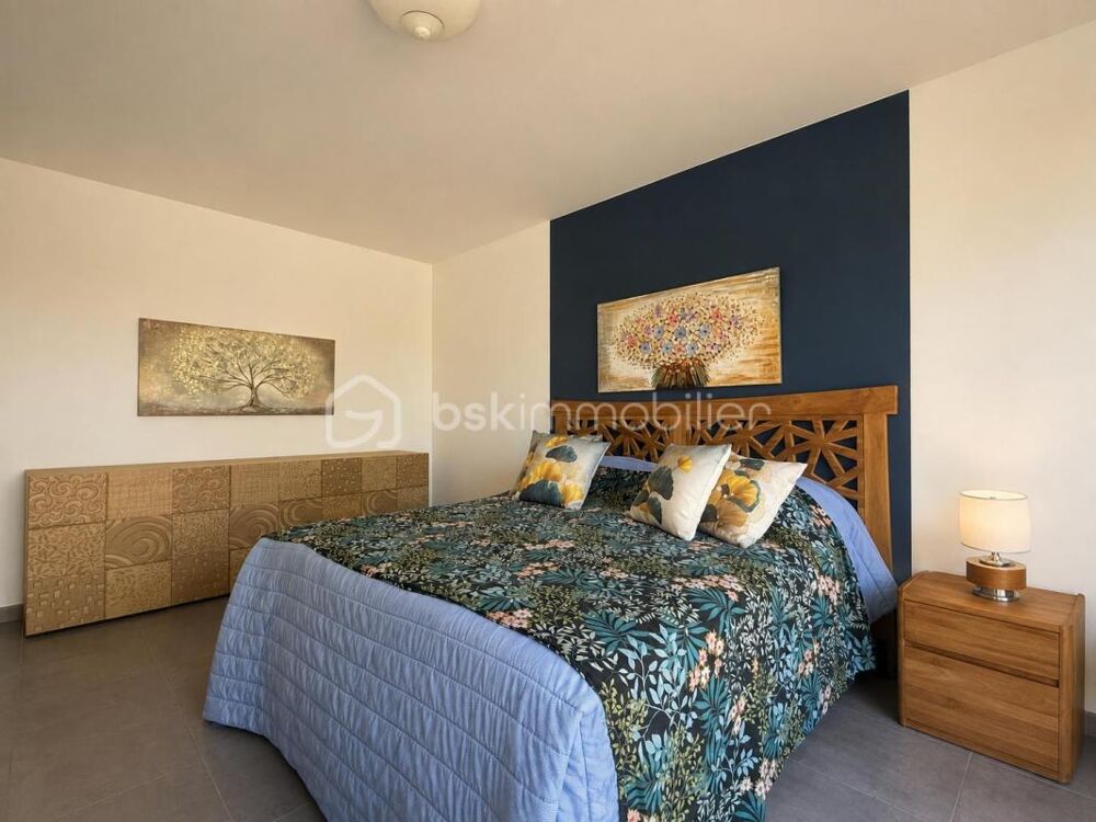 à vendre  Propriété/château Lambesc (13410)