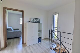  Maison � vendre 6 pi�ces 220 m�