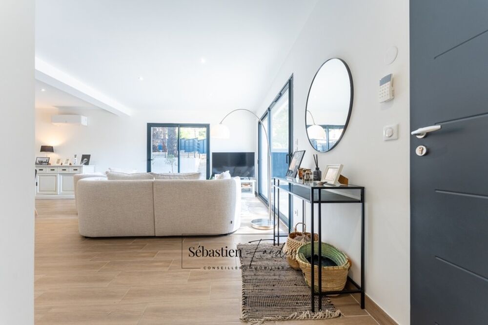 Vente Maison Maison à vendre 4 pièces AUBAGNE (13) - 100 m² - Calme - Très récente - Faible consommation - Parcelle entièrement close Aubagne