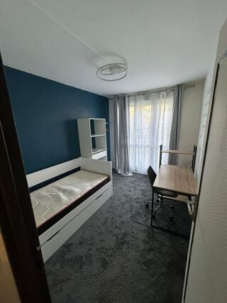  Appartement � louer 6 pi�ces 99 m�