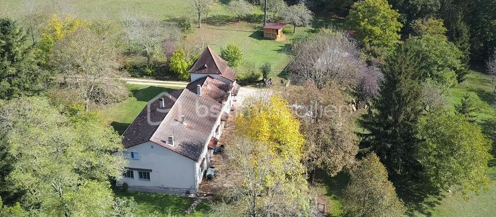 Propriété équestre aux portes de Bergerac sur 10 hectares et ses 2 gîtes