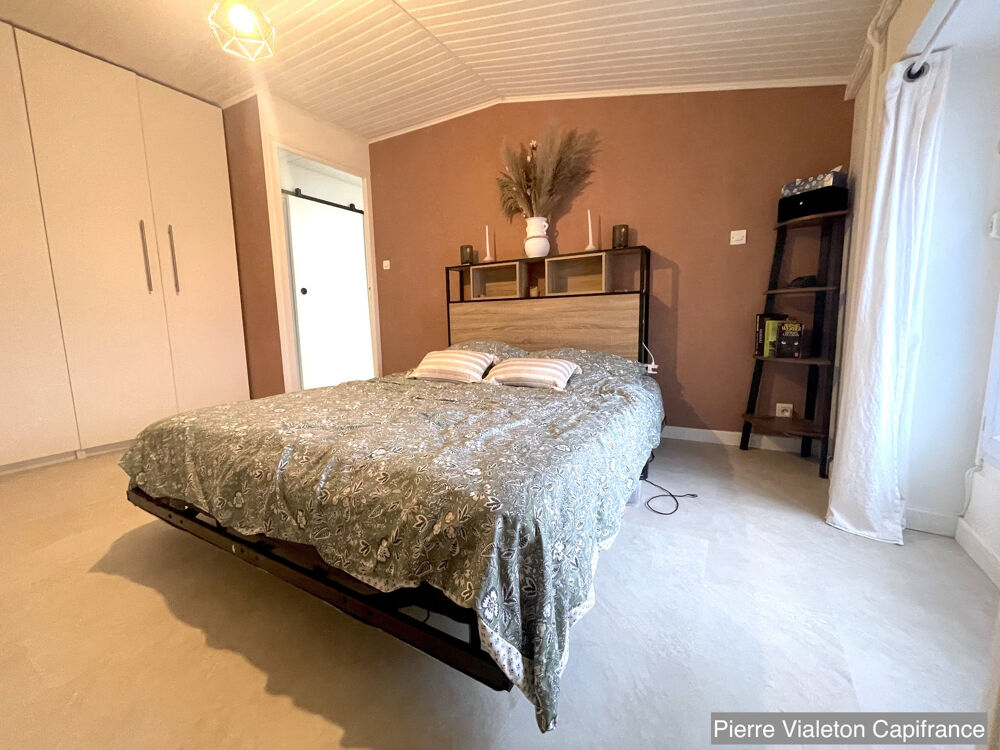 SAINT-CHAMOND- duplex familial lumineux - 103,43m2 loi Carrez (109,70m2 au sol )- 3 chambres -balcon