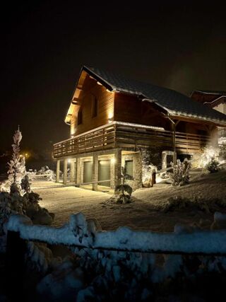  Propri�t�/ch�teau � vendre 9 pi�ces 218 m�