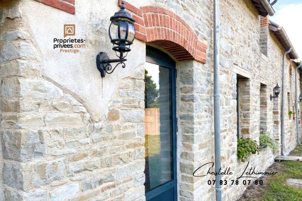35890 LAILLÉ - Longère + Grange - 6 Pièces - 169 m2
