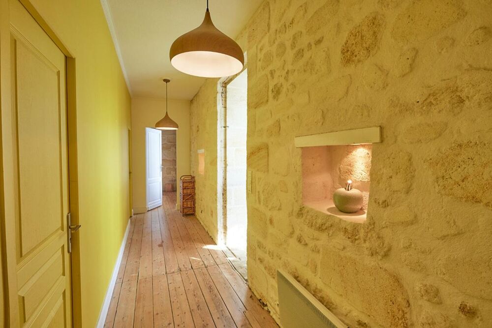 Vente Maison Maison Saint Julien-Beychevelle Médoc à 35 mn de Bordeaux  7 pièce(s) 160 m2 Saint julien beychevelle