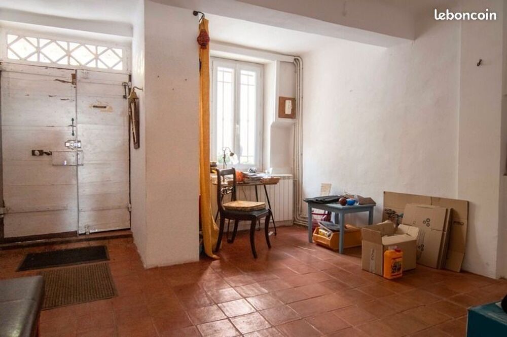Location Maison Maison de 185m2 à louer sur Callas Callas