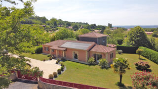  Maison à vendre 7 pièces 246 m²