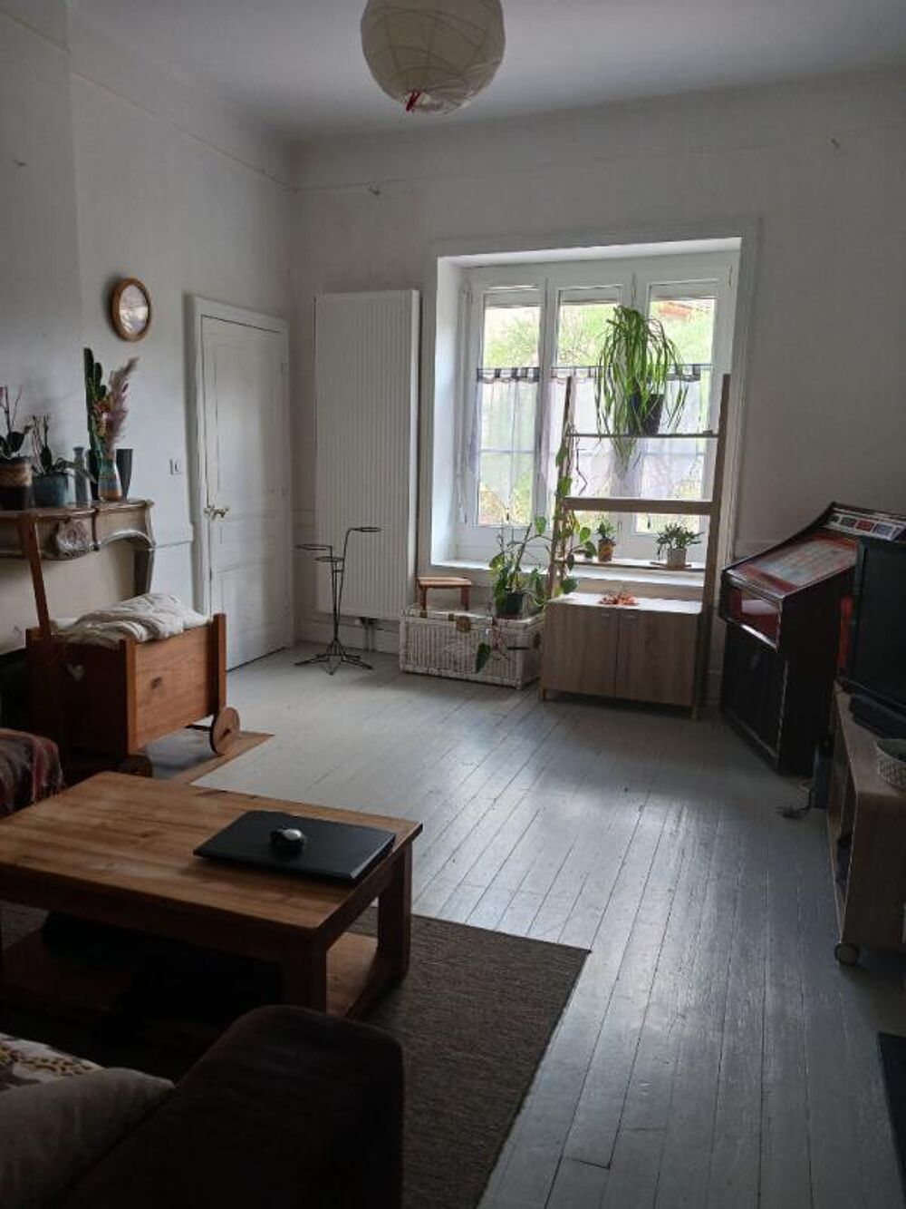 Location Maison Maison Secteur Macornay 7 pièce(s) 152 m2 Vernantois