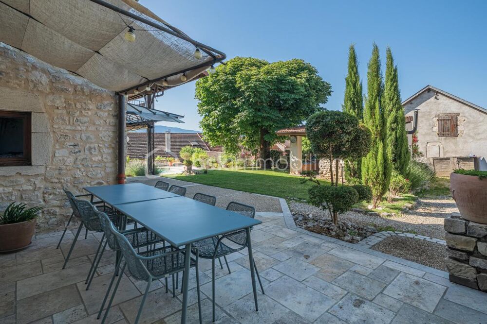 à vendre  Propriété/château Marignieu (01300)