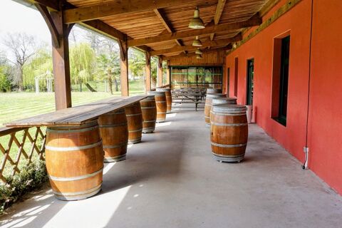 Dpt Corr&egrave;ze (19), &agrave; vendre  B&acirc;timent 418000 19270 Ussac