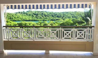 Immeuble à vendre 15 + pièces 957 m²