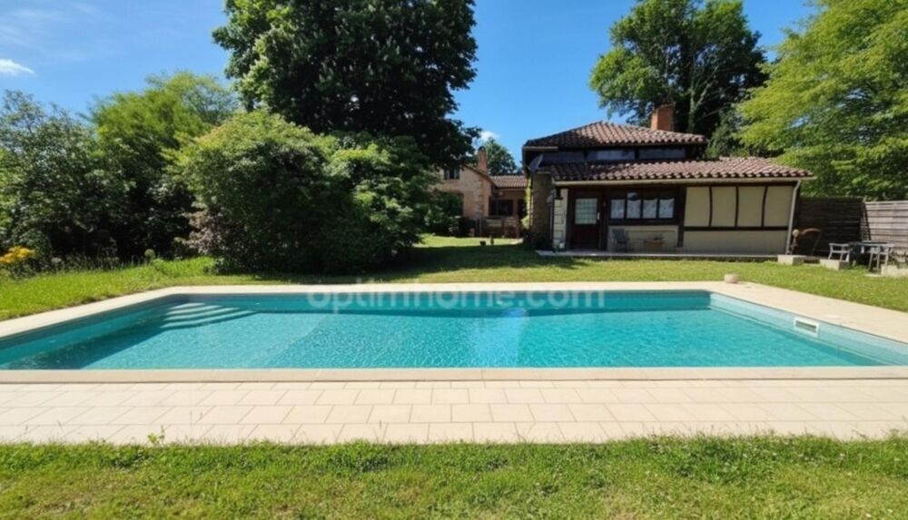 ? Un petit Hameau en Gascogne