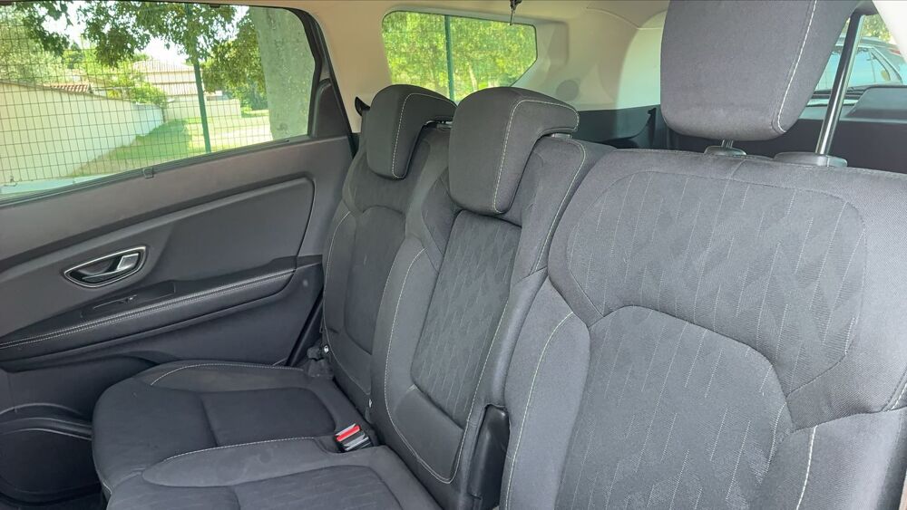 Sc&eacute;nic IV 1.6 dCi 130 Energy Limited 2018 occasion 13280 Arles
