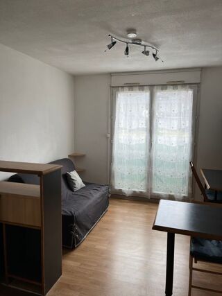  Appartement à louer 1 pièce 19 m²