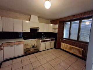  Maison  vendre 9 pices 130 m