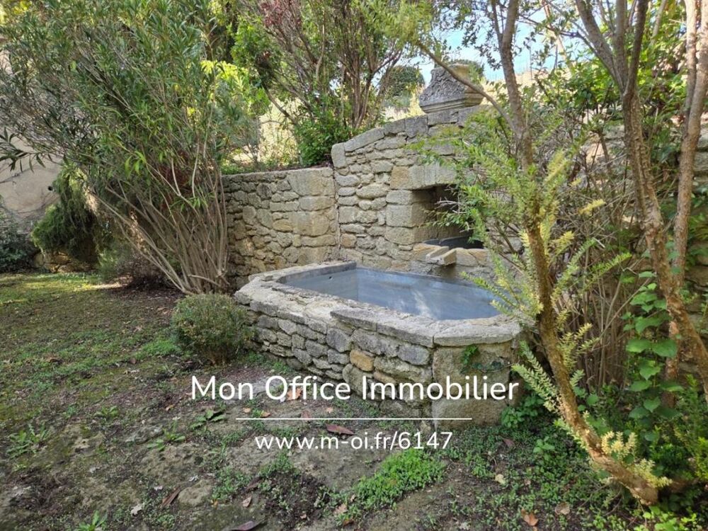 � vendre  Propri�t�/ch�teau Vaugines (84160)