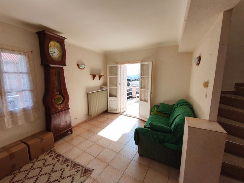 Maison de village 3 faces avec jardin vue dégagée  Montferrer (66)