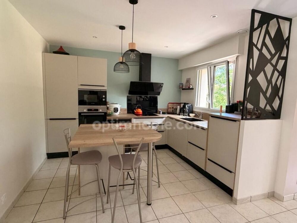 Vente Maison Maison à vendre 5 pièces MORTAGNE SUR SEVRE (85) Mortagne sur sevre