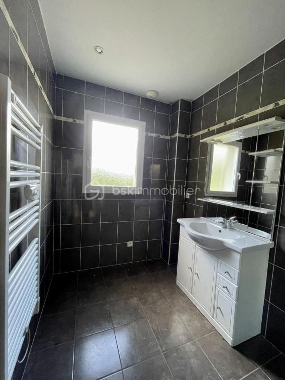 Maison familiale 5 chambres  134 m²  Vie de plain-pied  Esvres