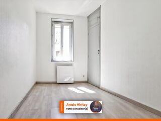 Immeuble à vendre 14 pièces 314 m²