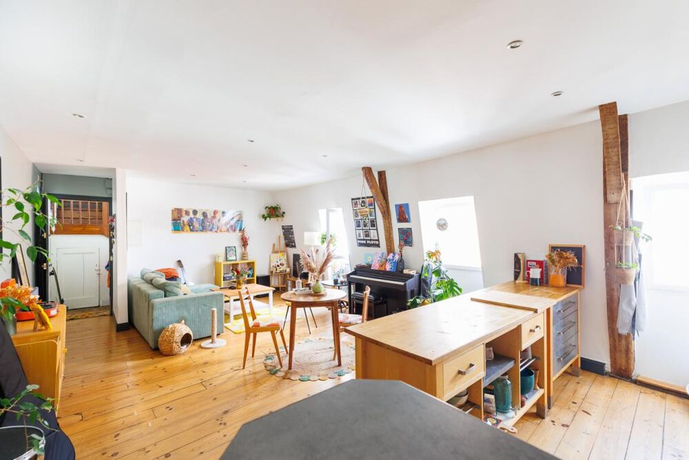 Bel appartement de 3 pièces de 89.66 m2 - Orthez centre-ville