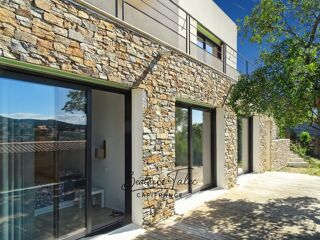  Villa à vendre 4 pièces 190 m²