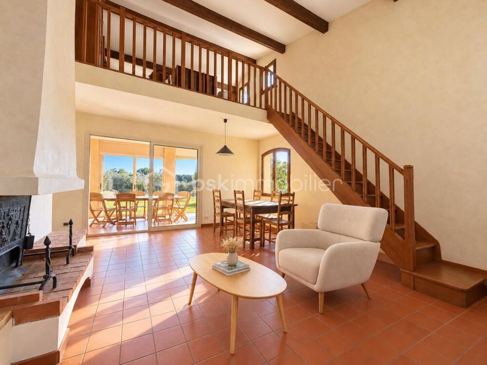 à vendre  Propriété/château Puyricard (13540)
