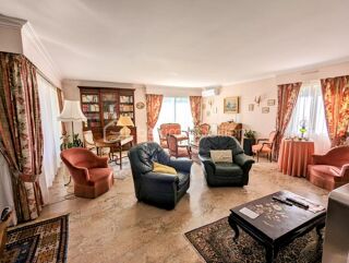  Villa  vendre 6 pices 172 m