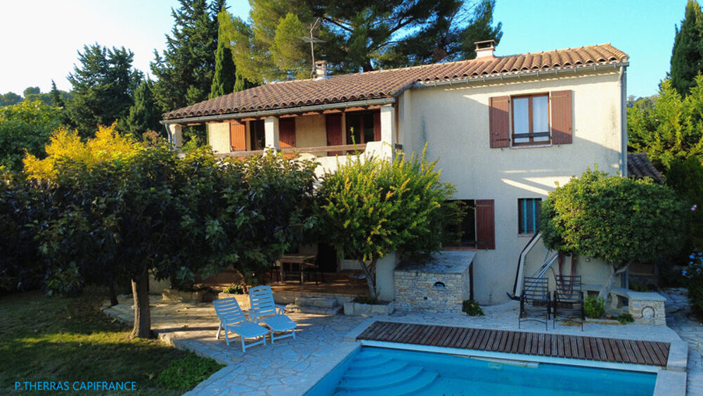 Maison à vendre 6 pièces - 5 chambres - Jardin - Piscine - Terrain 816m2