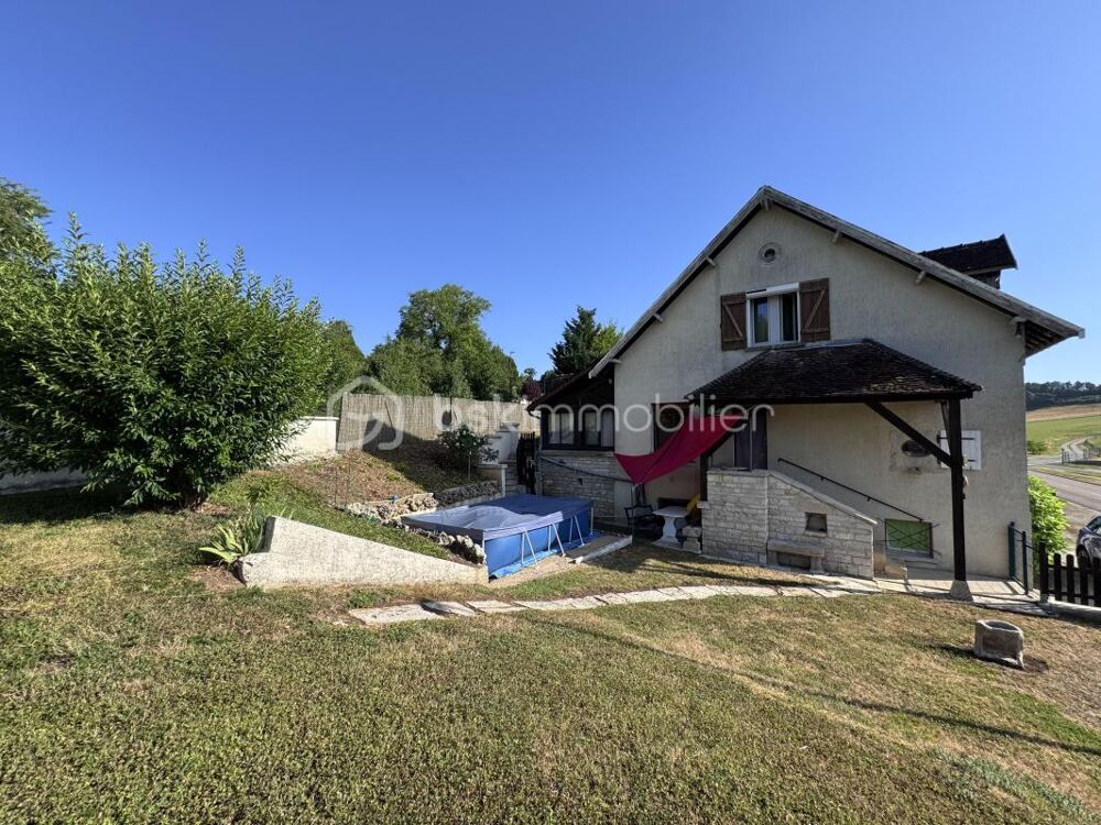 Vente Maison La maison où chacun a enfin sa place : 153 m², 5 chambres possibles, sous-sol total, 2 garages, 1 979 m² clos Vitry le croise
