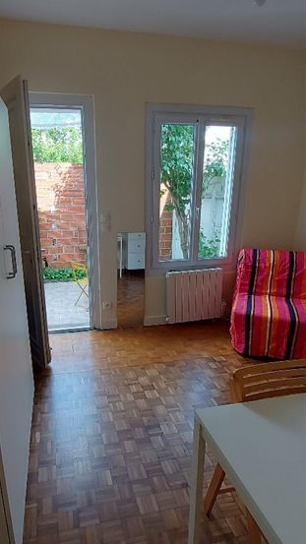 Location Appartement Studio de 25m2 à louer sur Stains Stains