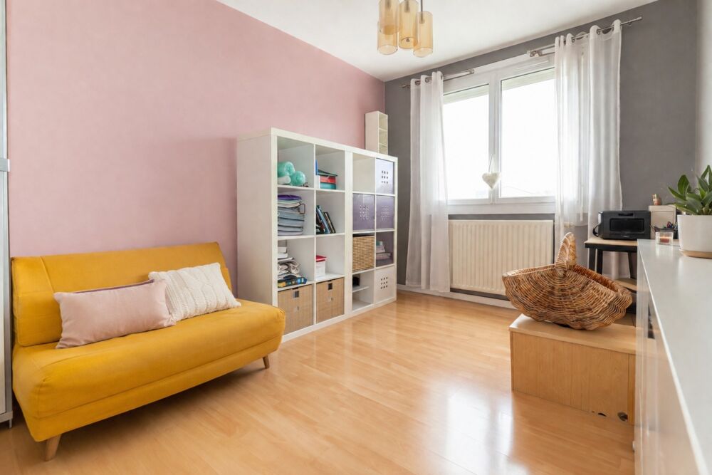 Quartier Bellevue appartement T3 traversant de 64 m², 2 balcons, parking et cave