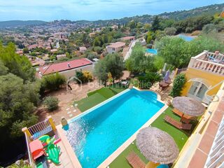  Villa à vendre 9 pièces 225 m²
